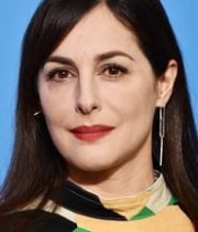 Amira Casar