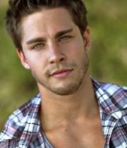 Dean Geyer