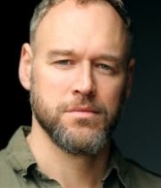 Elliot Cowan