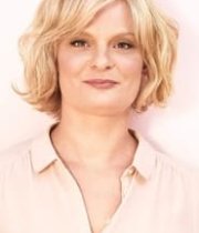 Martha Plimpton