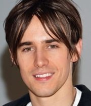 Reeve Carney