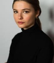 Stefanie Scott