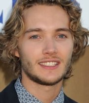 Toby Regbo