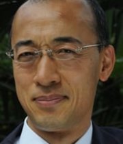 Yoshi Sakou