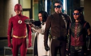 The Flash 5. Sezon 22. Bölüm Sezon Finali