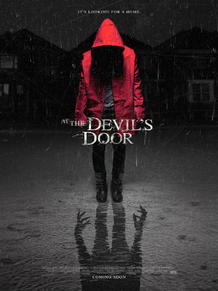 Şeytan Kapısında – At The Devil’s Door 2014 Türkçe Dublaj izle